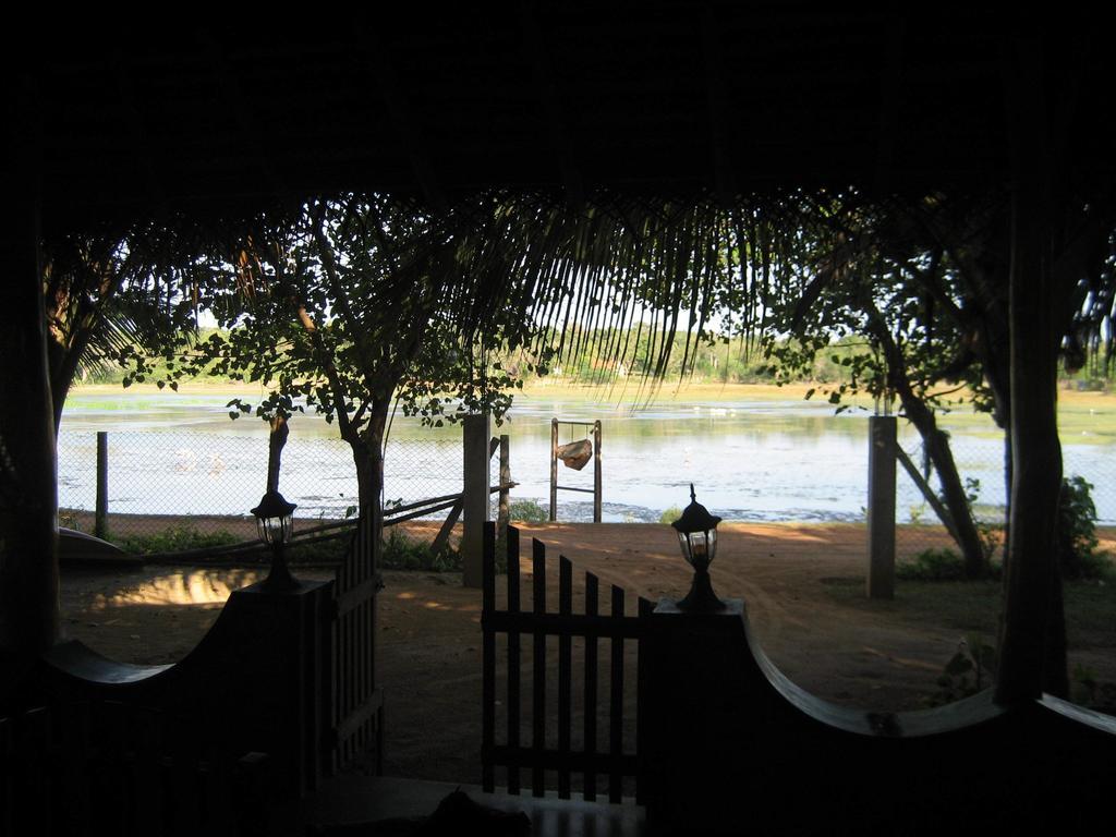 Fishermens Lodge & Restaurant Ranna 외부 사진